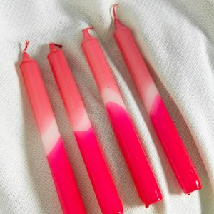 Dip & dye tafelkaarsen - Roze, wit & roze (4)
